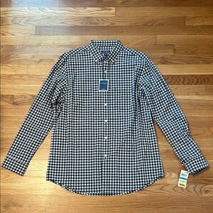 Club Room Black and White Plaid Shirt‎